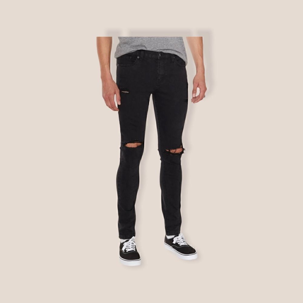 The People Vs. 1990 Destroyed Jeans Black Sz 32 NWT